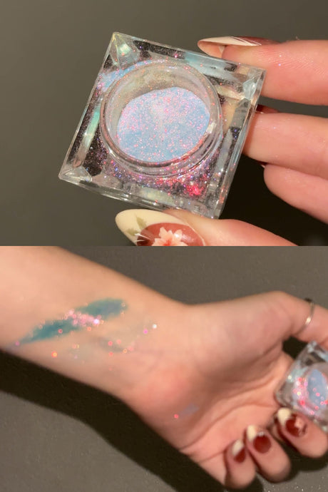 Cosmic Eyelights Glitter Eyeshadow