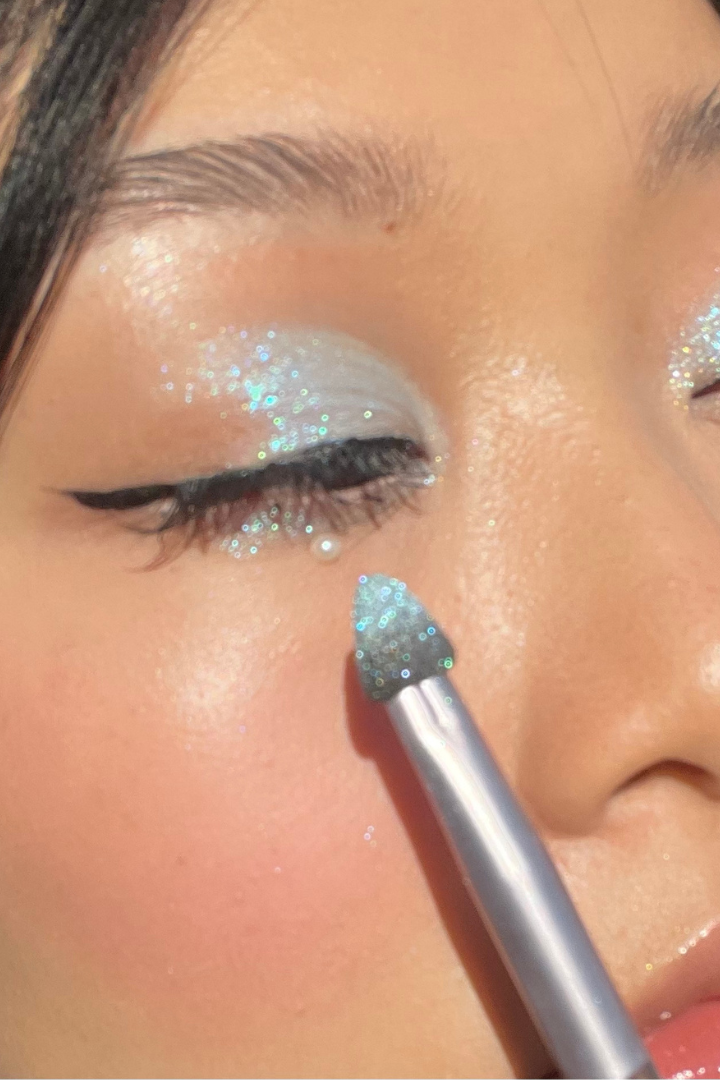 vegan blue indie duochrome eyeshadow pigment