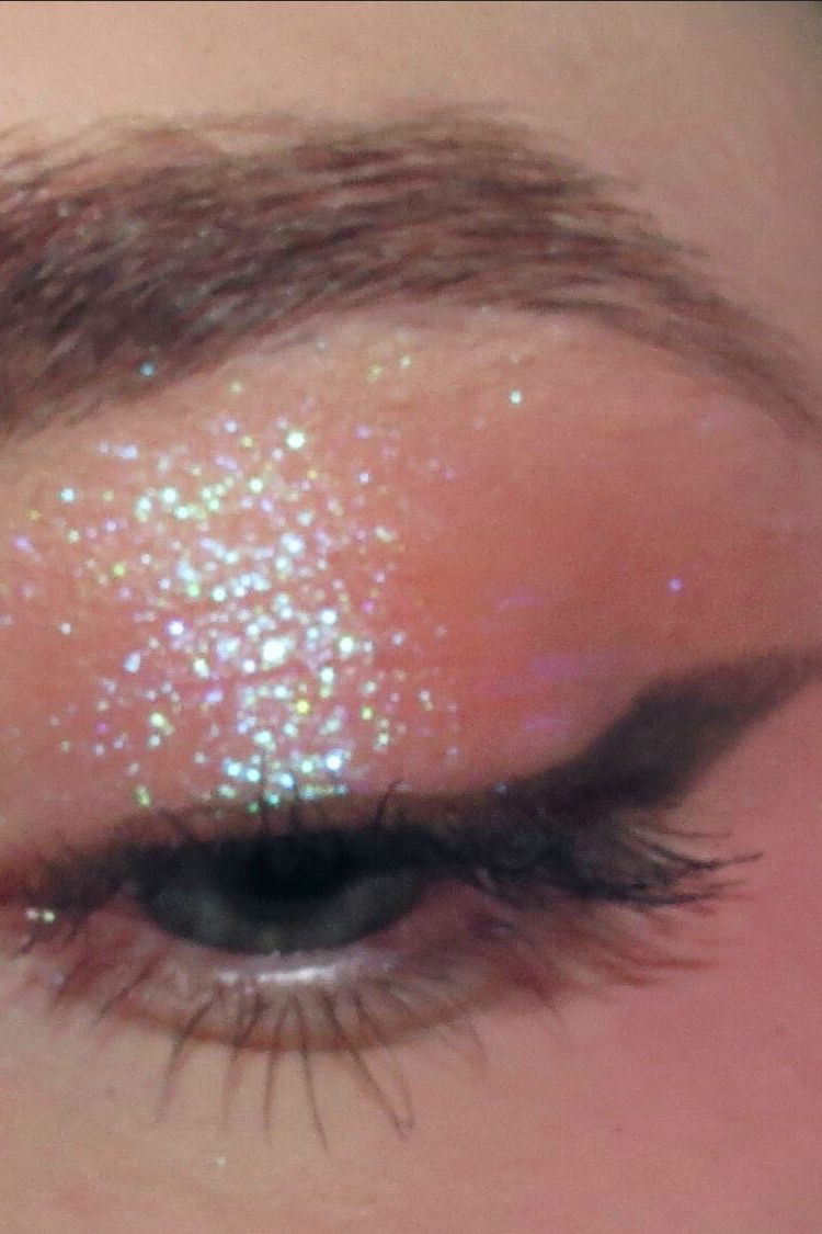 duochrome magical sparkly eye makeup chinese makeup trend