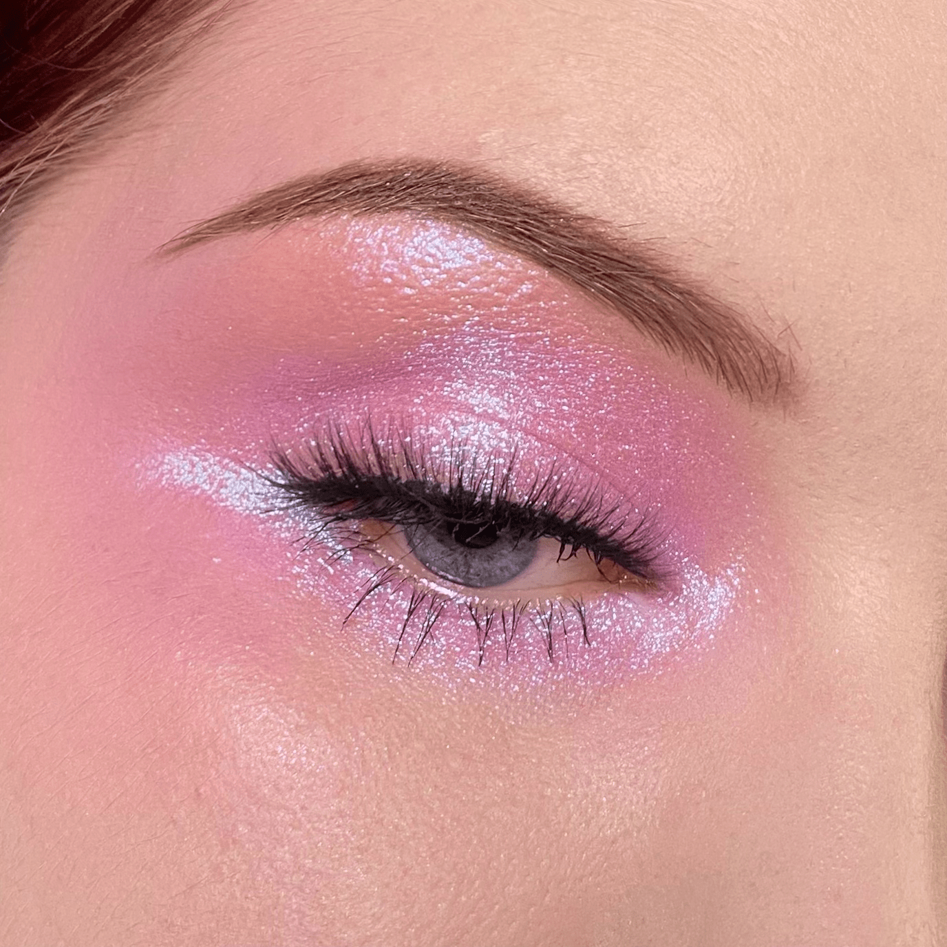 divinity glitter pink and blue eye swatch