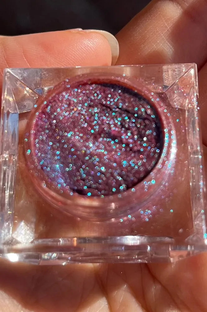 deep berry pigmented eyeshadow sparkle shimmer duochrome