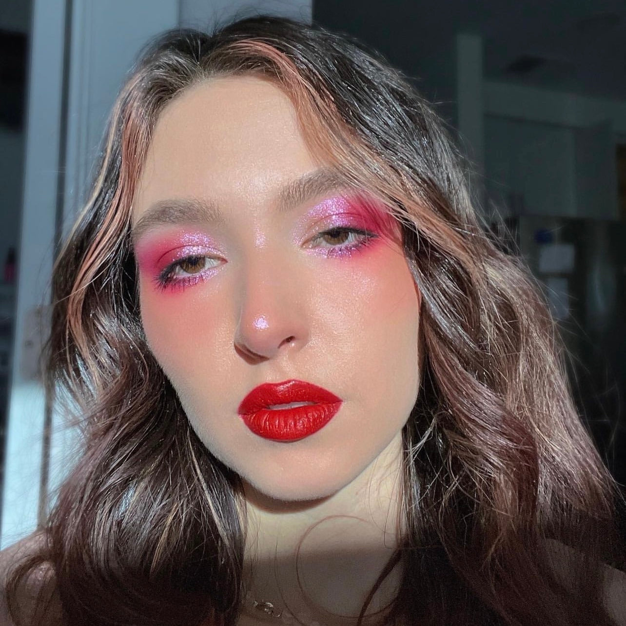red and pink makeup look