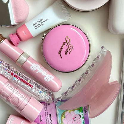 cute pink makeup collection picture by Laura @first.gloss