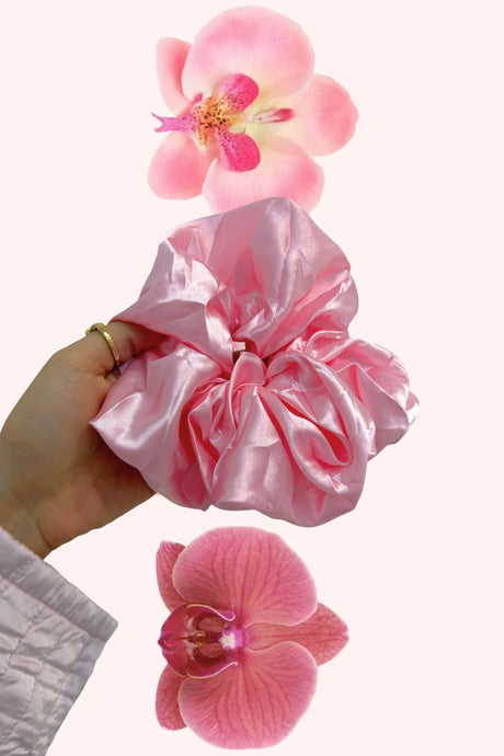 Halo Oversized Hair Scrunchie