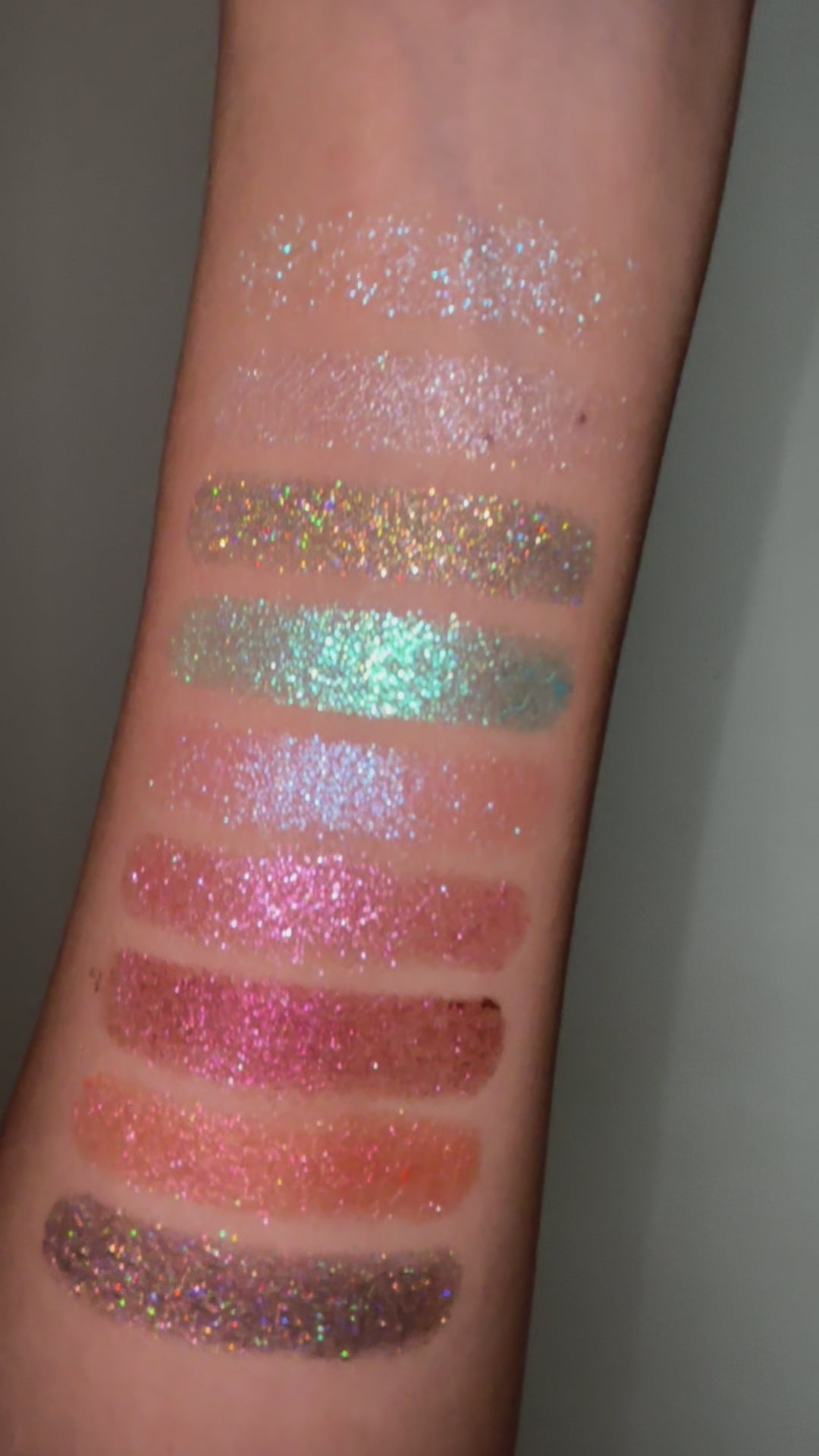 pocket summer sparkly glitter duochrome eyeshadow palette swatch video