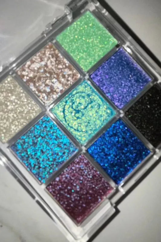 shimmer eyeshadow palette close up