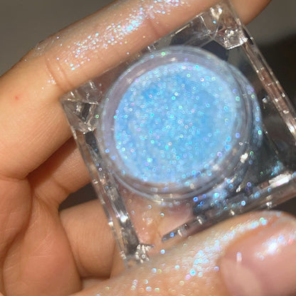 blue pigmented loose glitter sparkle for cbeauty asian looks eyeshadow topper