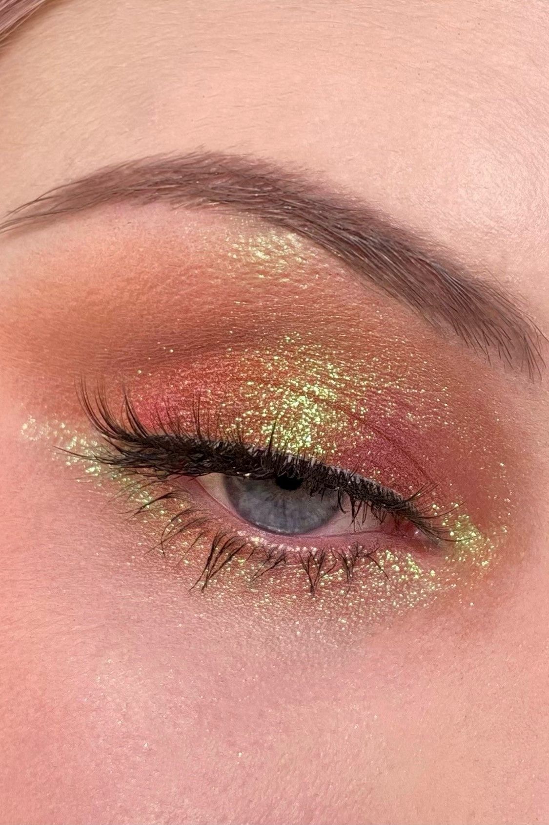 Cosmic Eyelights Glitter Eyeshadow